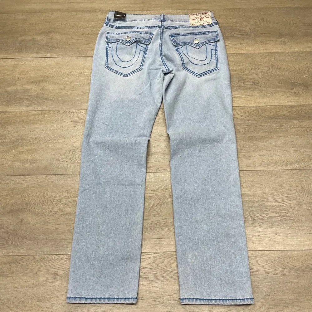 True Religion Geno Big T Flap Slim Jeans Mens 32 Light Blue Distressed 701454